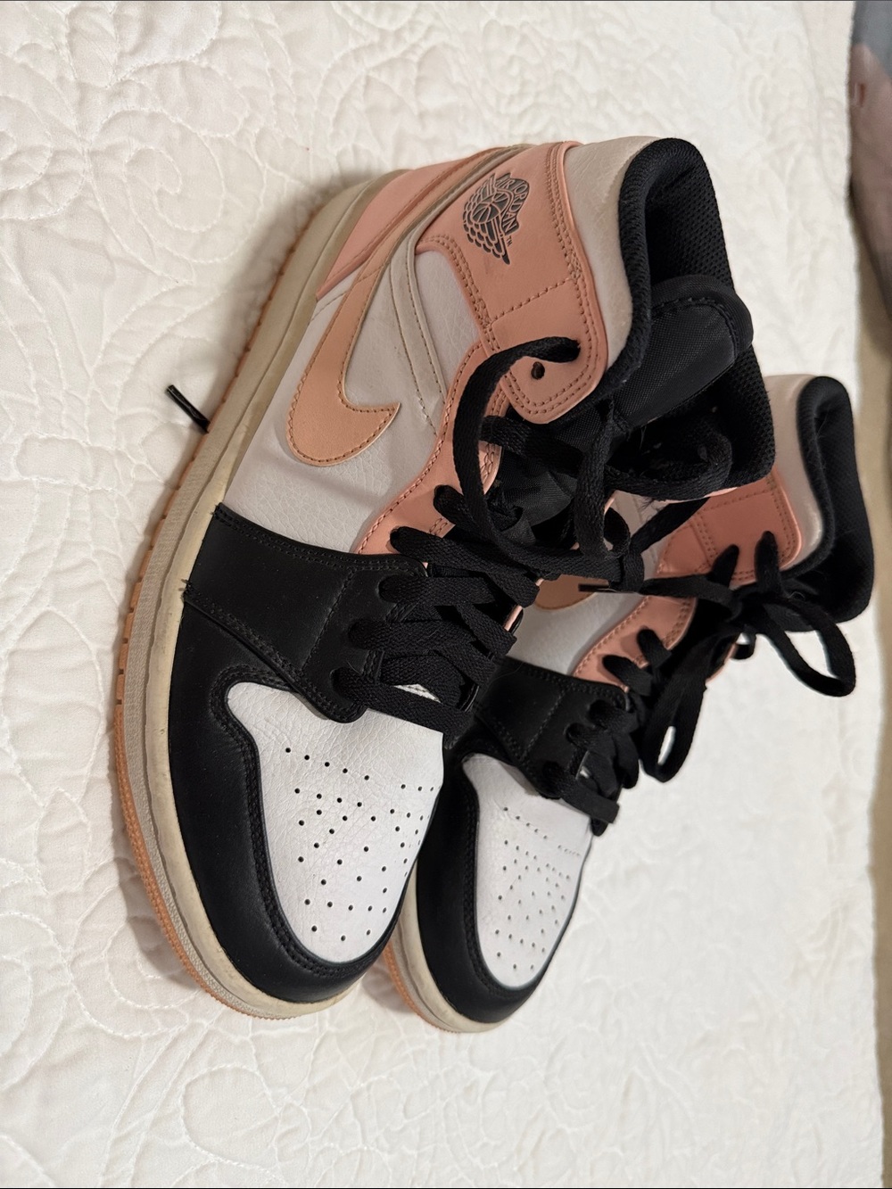 Nike ACG Women’s Sneakers — Black, White & Blush Pink